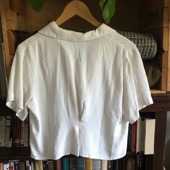 White short sleeve button up - Picture 3 of 5